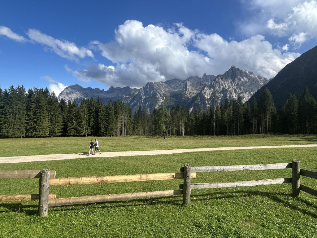 Colline e Montagne del Veneto: vigne, borghi e Dolomiti